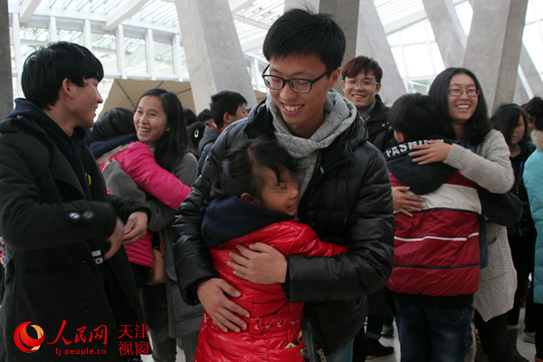 �����Ӫ���ľٰ조����һ��ӵ�� ���İ��̡�����Ӫ�������Ӱ���ܾ���